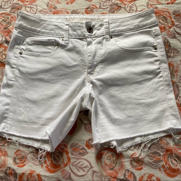American Eagle Cut Off Midi Shorts in White - Picture 2 of 3
